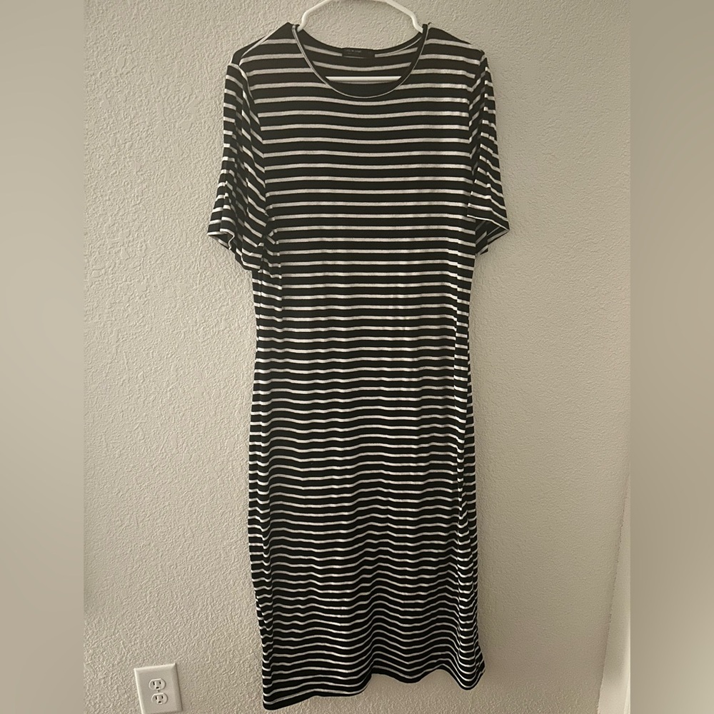 SHEIN stretchy casual black and white striped t shirt dress size 2LX.